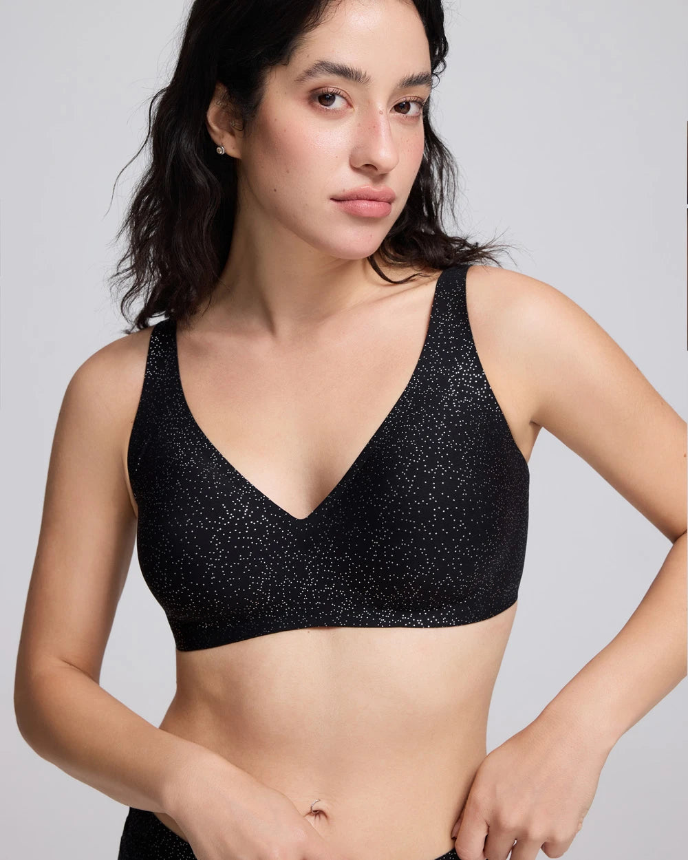 VRCÔMFY Vivid Bloom V-Neck Wireless Bra - Comfort & Lift for Women (VB)