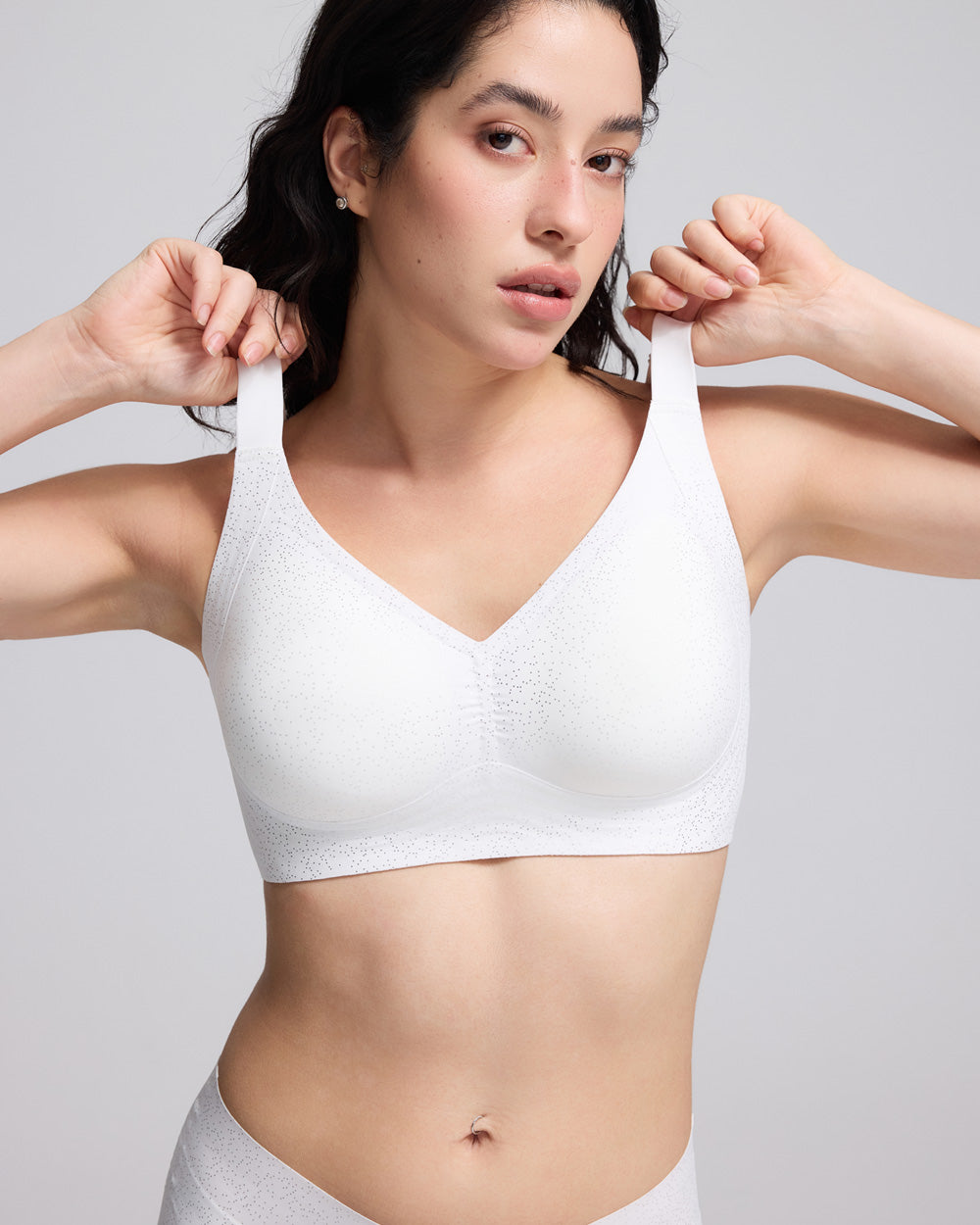 VRCÔMFY Women Wirefree Bras Full Coverage No Underwire Everyday Bras（OZB)