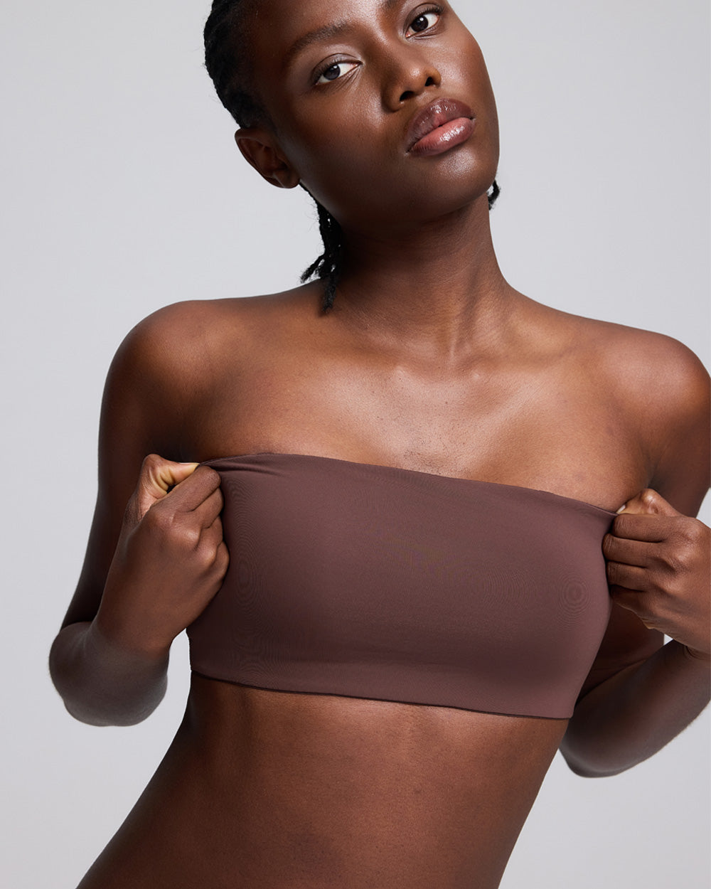 VRCÔMFY Strapless Seamless Bandeau Bra – Wireless, Non-Slip Comfort(BH)