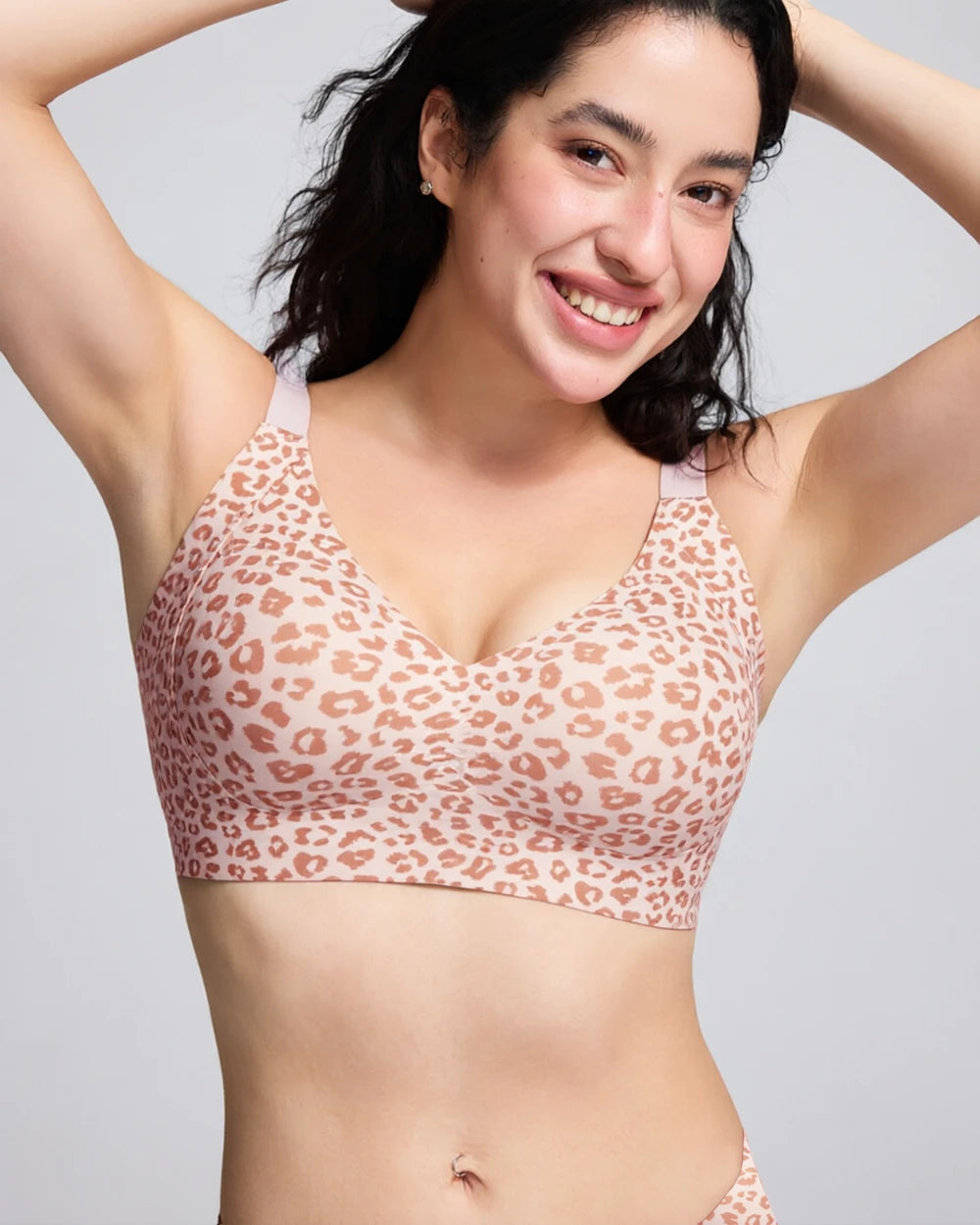VRCÔMFY Women Wirefree Bras Full Coverage No Underwire Everyday Bras（OZB)