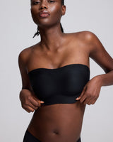 VRCÔMFY seamless strapless bralette in black with a smooth bandeau design, soft stretch fabric, and effortless everyday comfort for women.