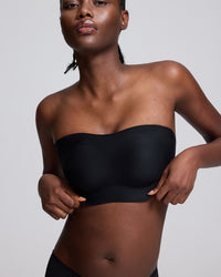 VRCÔMFY seamless strapless bralette in black with a smooth bandeau design, soft stretch fabric, and effortless everyday comfort for women.